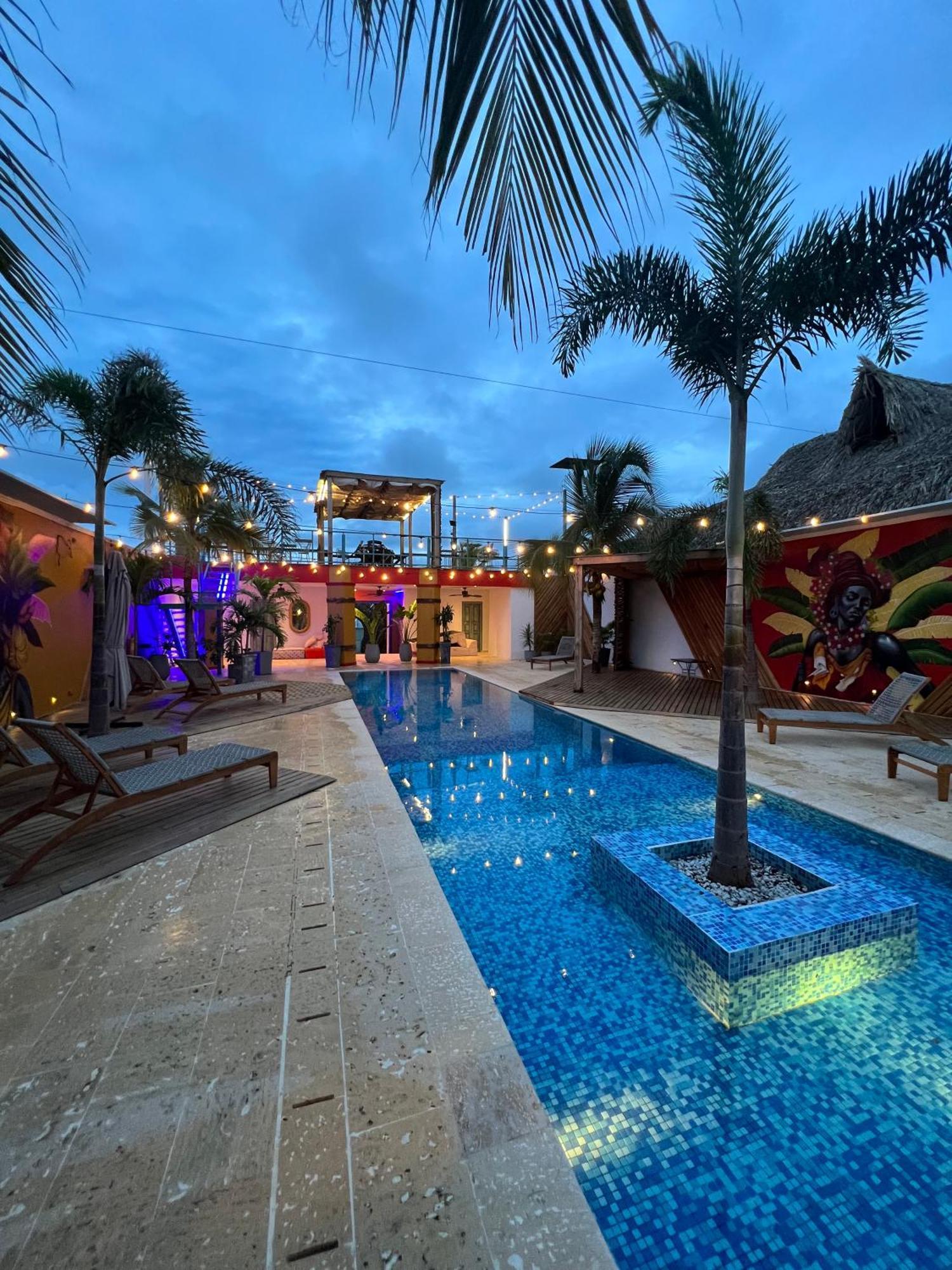 Coco Hotel